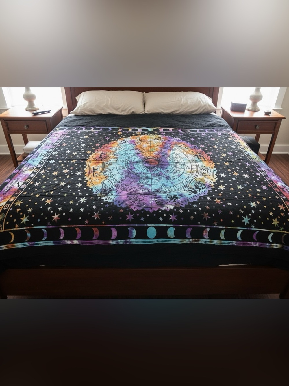 Celestial Zodiac Tapestry Bedspread - Multicolor on Black